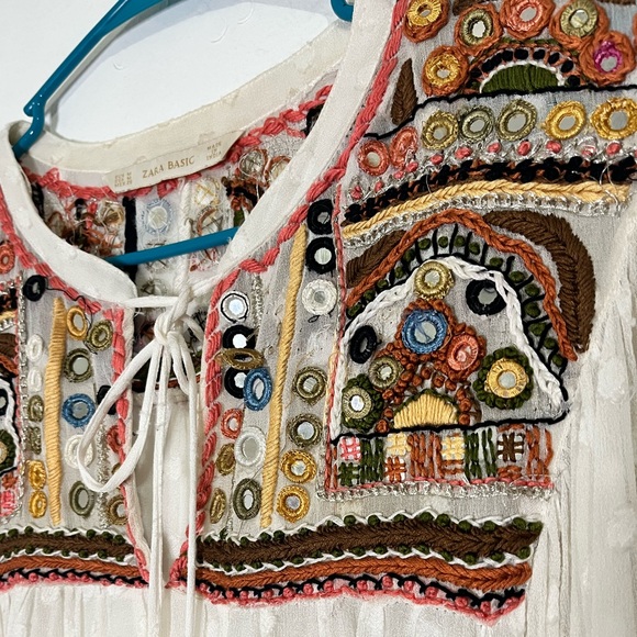 Zara Bohemian Embroidered Blouse - Picture 3 of 9
